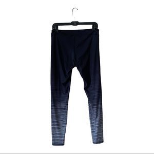 Women’s sz LG Leggings